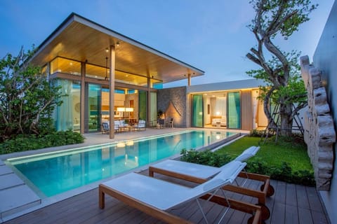 Patio, Natural landscape, Garden, Garden view, Pool view, Swimming pool, sunbed