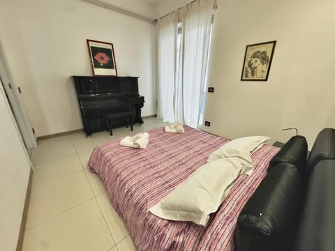 Centro e mare - 2 camere, terrazza e jacuzzi Apartment in Pescara