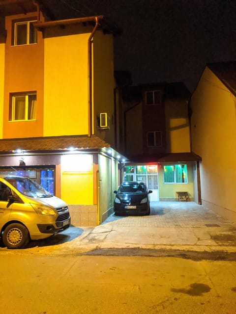 Night, Parking