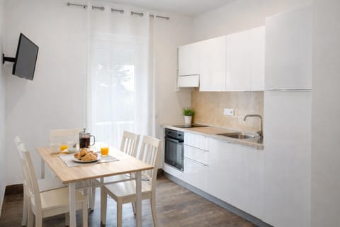 TV and multimedia, kitchen
