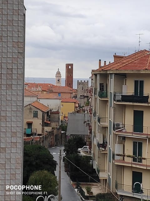 Fuori le mura Apartment in Noli