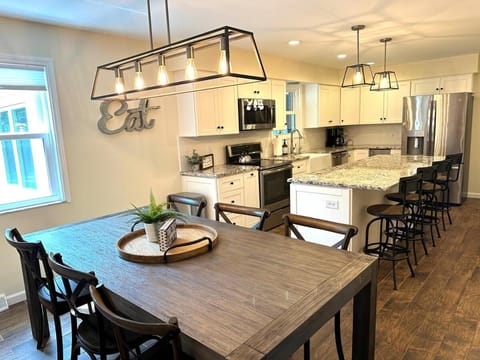 Mason Ohio Home large private yard firepit game room House in Mason