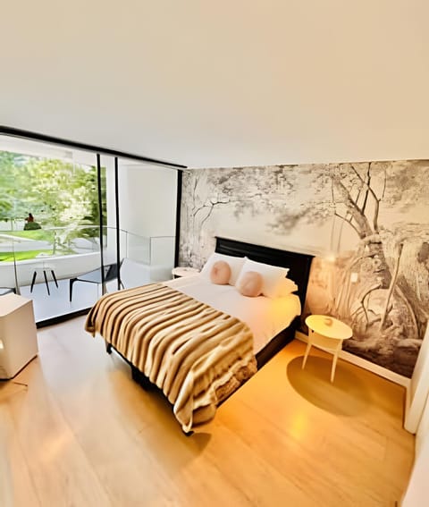 Bed, Natural landscape, Bathroom, TV and multimedia, Balcony/Terrace, Photo of the whole room, Bedroom, Time of day, Sunset, internet, wardrobe, air conditioner