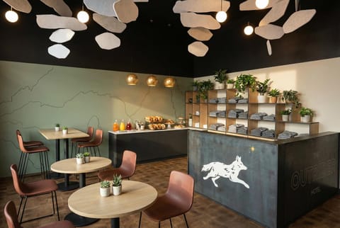 Lobby or reception, Breakfast