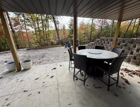 The Scarlet A-Frame Chalet in Tennessee