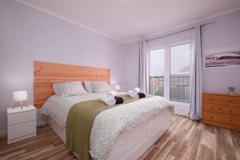 Bed, View (from property/room), towels