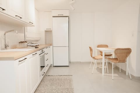 Kitchen or kitchenette, kitchen
