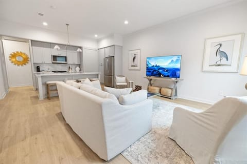 Chandeluer Shore 9 - Steps to Beach, Pet-Friendly, Pool, Fast WiFi Apartment in Pass Christian