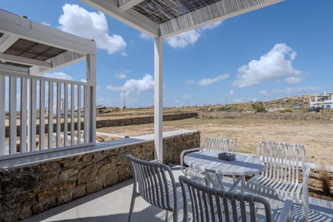Patio, Day, Natural landscape, View (from property/room), Balcony/Terrace