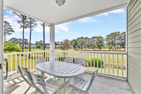 Property building, Patio, Spring, Day, Garden, View (from property/room), Balcony/Terrace, Seating area, Garden view