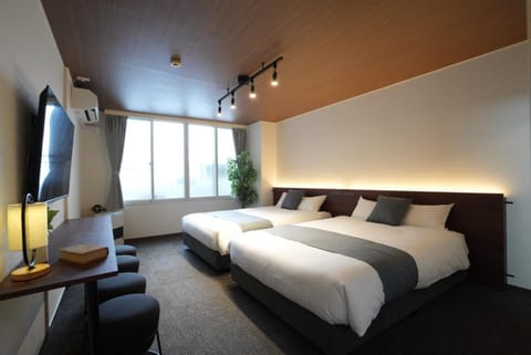 Bed, Living room, Bedroom