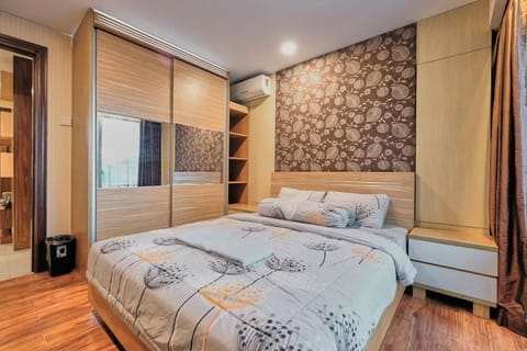 Bed, Photo of the whole room, Bedroom, wardrobe