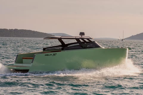 Day, Natural landscape, Activities, Sea view