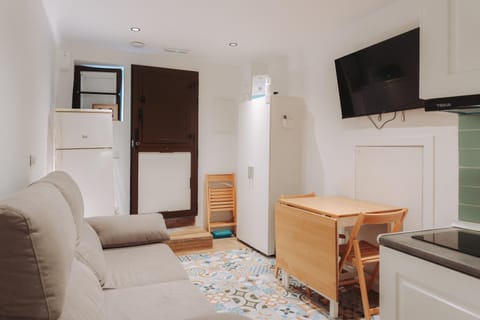 Communal lounge/ TV room, Seating area