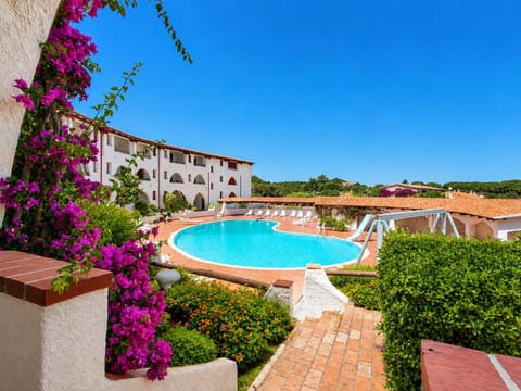Property building, Pool view, Swimming pool