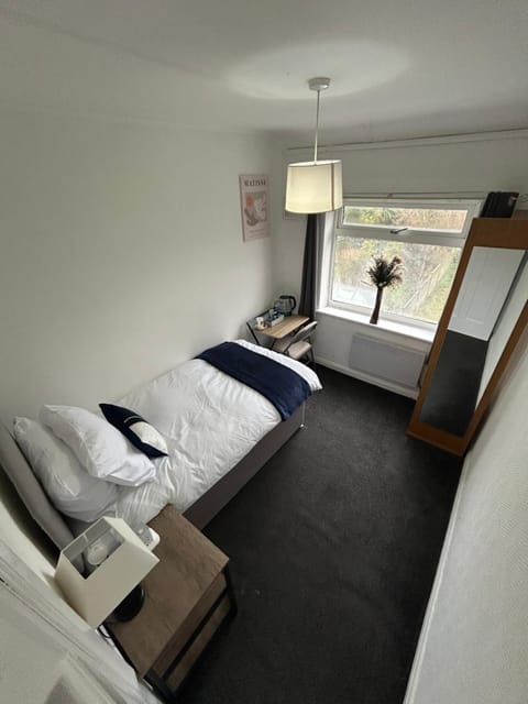 Self Check-in Single Room in Yardely Wood Vacation rental in Metropolitan Borough of Solihull