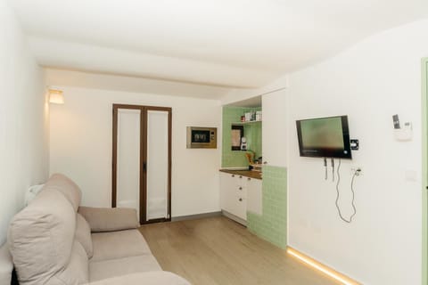 Communal lounge/ TV room, Seating area