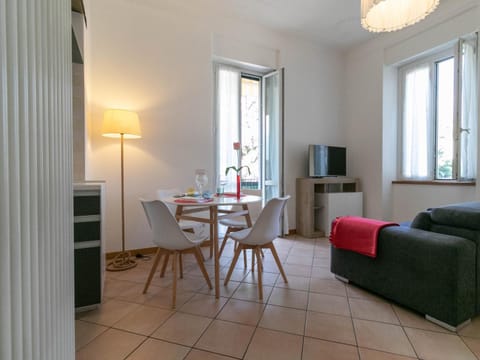 Mamma Ciccia - Casa Sara roomy one-bedroom apt Apartment in Mandello del Lario