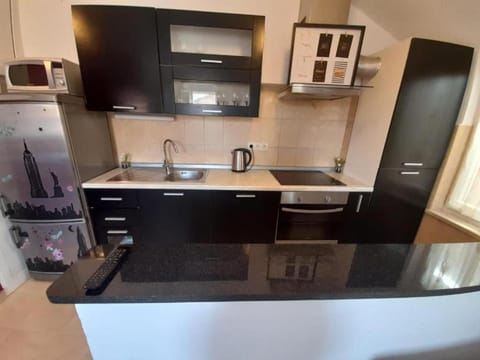 Romantic Getaway Near the Harbor Apartment in Dubrovnik-Neretva County