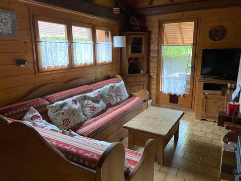 Property building, Living room