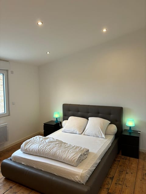 Jolie maison proche centre ville avec jardin Apartment in Cambrai