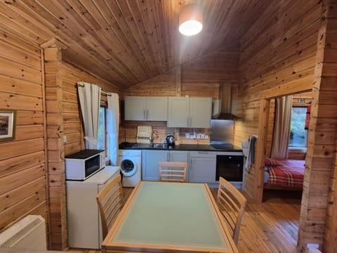 Eas Lodge Apartment in Scotland