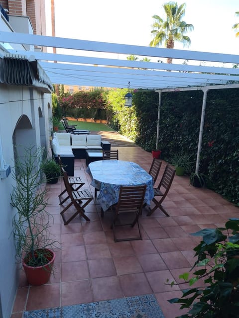 Garden, Garden