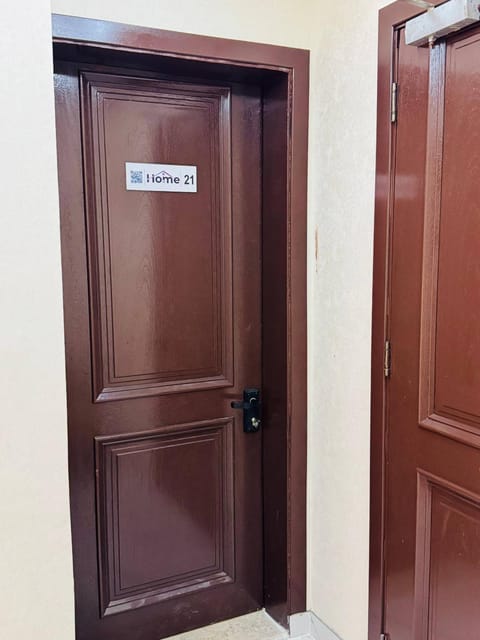 Home plus room 21 Apartment in Abu Dhabi