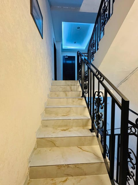 Home plus room 21 Apartment in Abu Dhabi