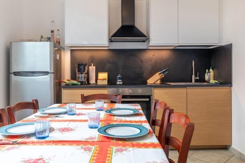 Casa Vacanza con cortile a 5 minuti da Malpensa House in Lombardy