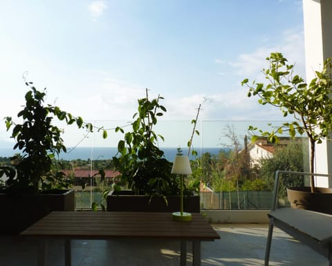 Balcony/Terrace, Garden view, Sea view
