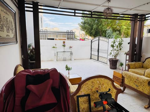 Home plus room 16 Apartment in Abu Dhabi