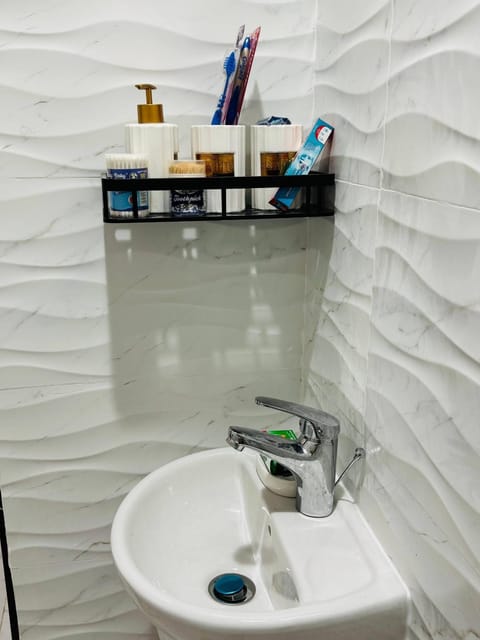 Home plus room 16 Apartment in Abu Dhabi