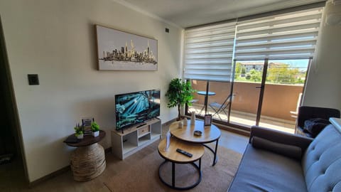 Communal lounge/ TV room, TV and multimedia, Living room, Seating area