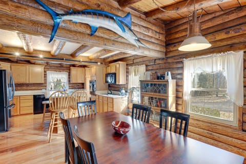 Hike, Fish and Boat Nearby! Bloomington Family Cabin Cabin in Indiana