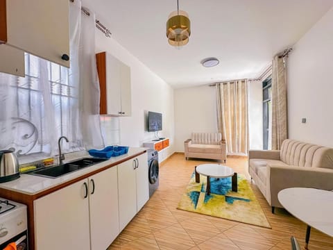 Kitchen or kitchenette, Living room, Seating area, Dining area, dishwasher, minibar, oven, stove