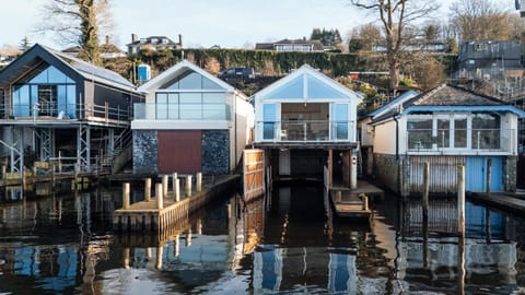 Property building, Lake view