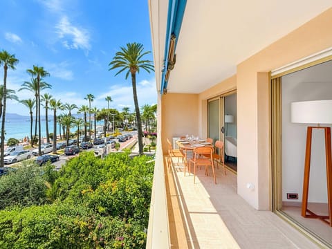 Patio, Balcony/Terrace, Beach, Sea view