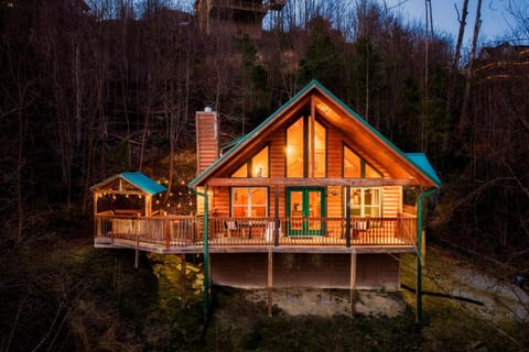 Property building, Day, Mountain view