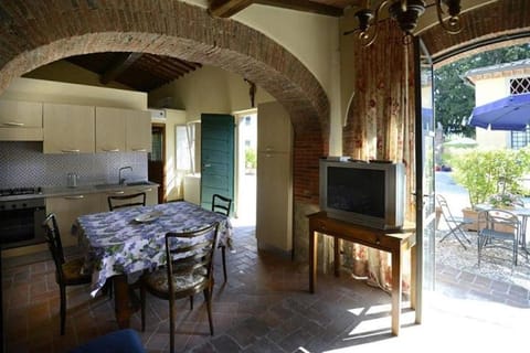 Casetta Rossa House in Capannori