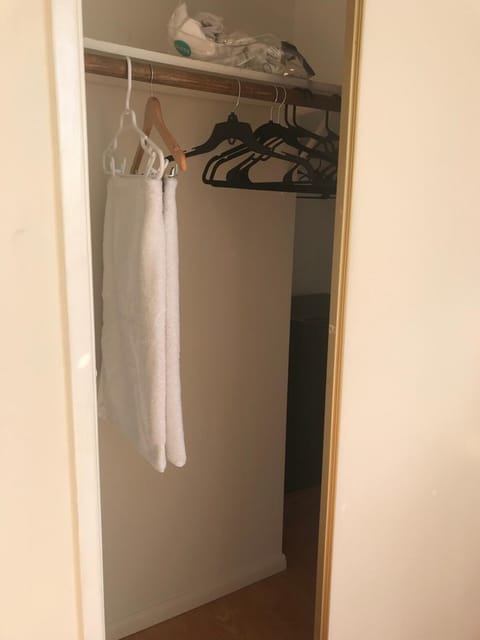 Fara UCLA Apartment in Westwood