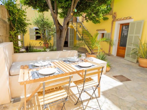 Property building, Patio, Garden view
