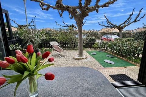 Garden, Garden view