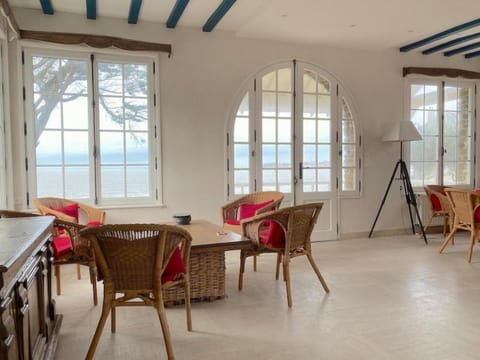 Villa les Ondes Villa in Saint-Pair-sur-Mer