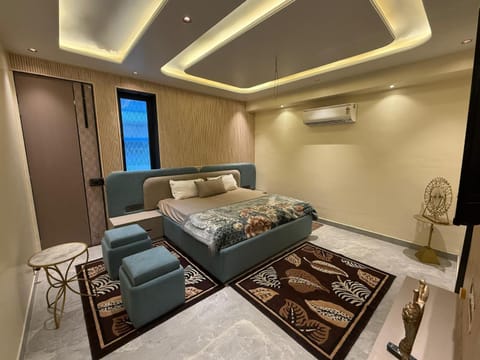 Bed, Bedroom, air conditioner