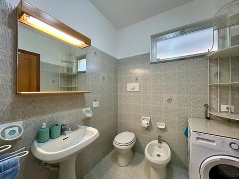 Relax and Comfort con balcone, Lavagna Apartment in Chiavari