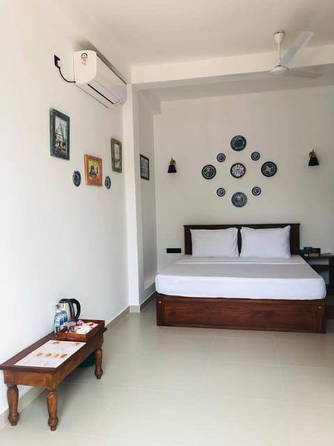 Photo of the whole room, Bedroom, air conditioner