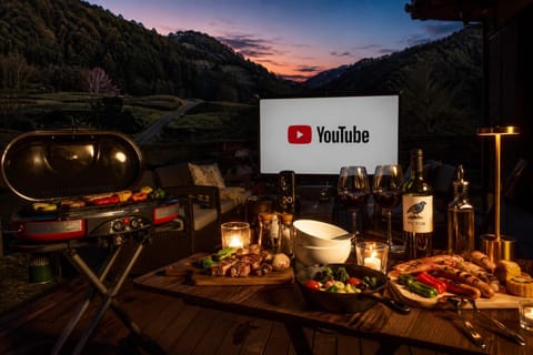 BBQ facilities, Evening entertainment