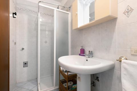 Mountain View Retreat near Lake Como and fast WIFI Apartment in Province of Lecco