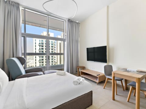 Trendy Luxe Studio In Al Furjan close to Metro-17 Apartment in Dubai
